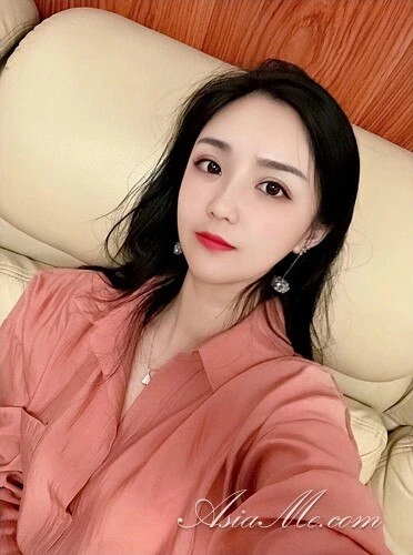 Liying Profile image 2